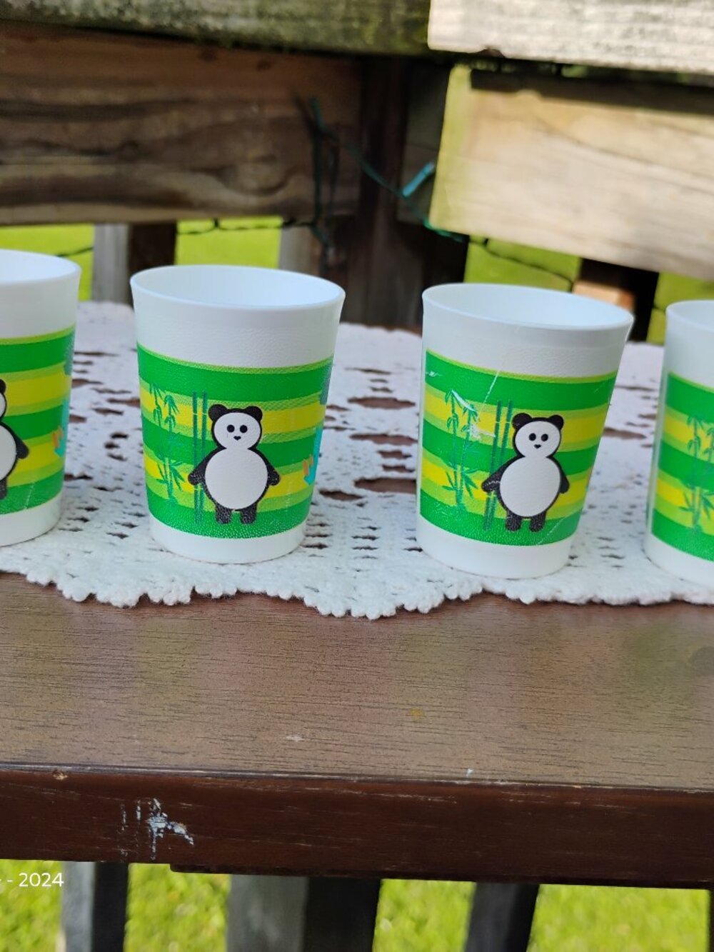 Tupperware Toys mini party set panda safari design 4 plastic tumblers 1980s/90s